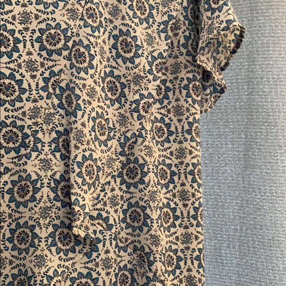 Ann Taylor Loft print blouse EUC - Picture 6 of 7